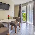 Mobile Luxury Premium-3 By Interhome بيت للعطل
