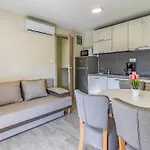 Mobile Luxury Premium-3 By Interhome * Pula
