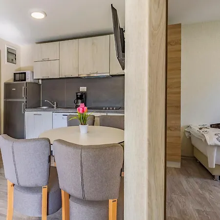 Mobile Luxury Premium-3 By Interhome