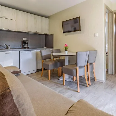 Mobile Luxury Premium-3 By Interhome Дом отдыха Пула